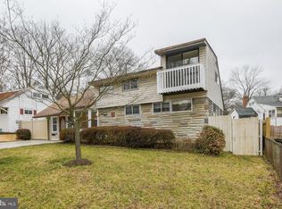14 Bradley Ct, Rockville, MD 20851