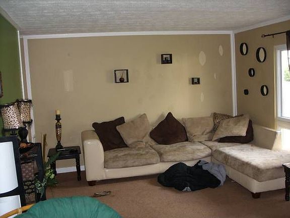 2nd image of 2503 Pueblo Dr