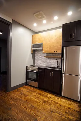 Rented by Lofts and Flats LLC | media 30