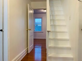 13511 219th St, Springfield Gardens, NY 11413