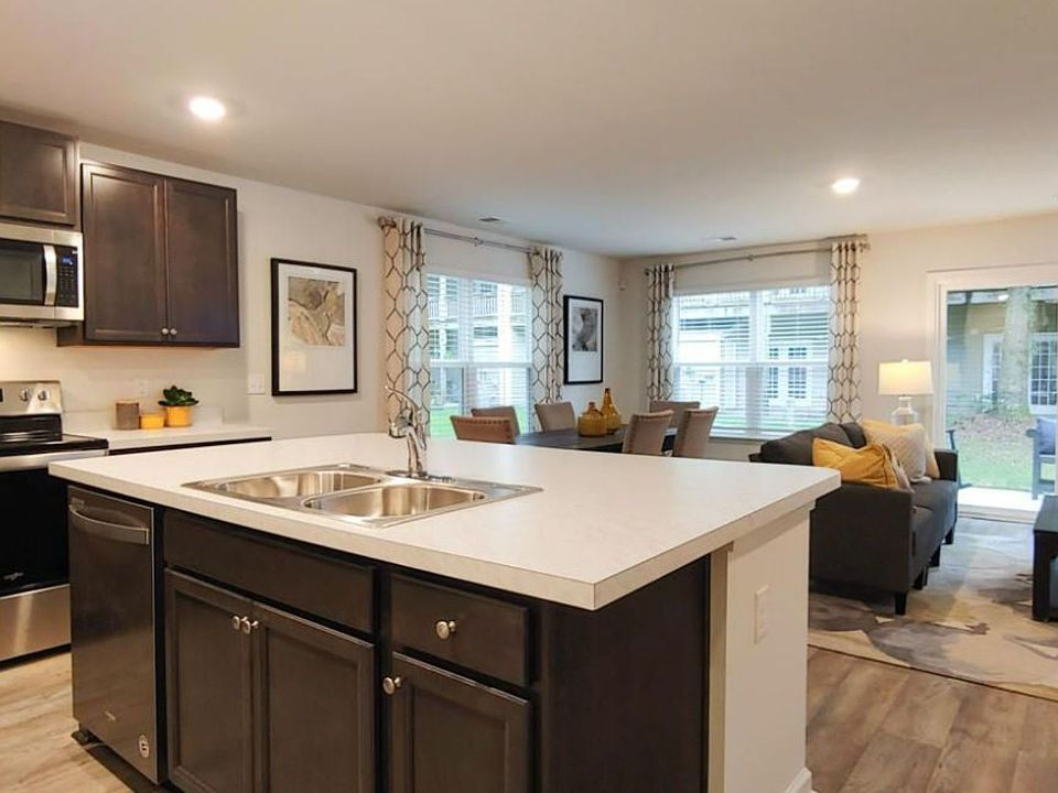 DAVIS Plan, Pine Hills Townhomes, Summerville, SC 29483 Zillow