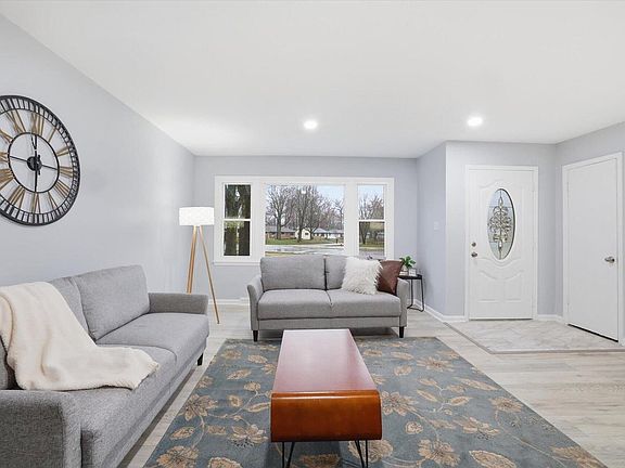 4th image of 4979 W Dean ROAD