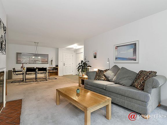 Living Room / Dining Room