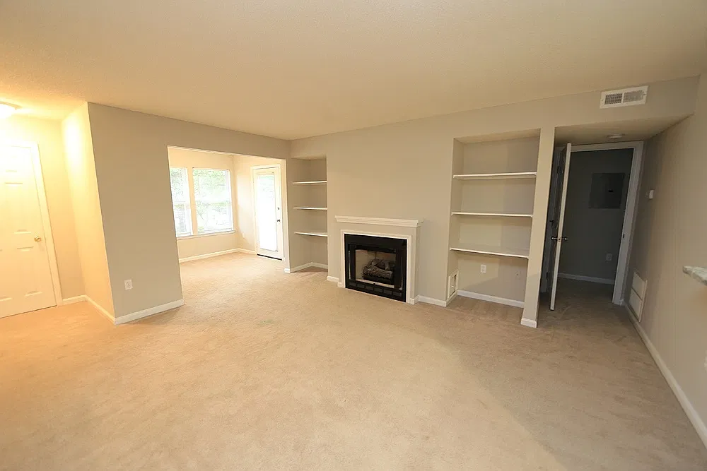 Updated Condo Just off Strickland Road in Ideal North Raleigh Location — Photo 4