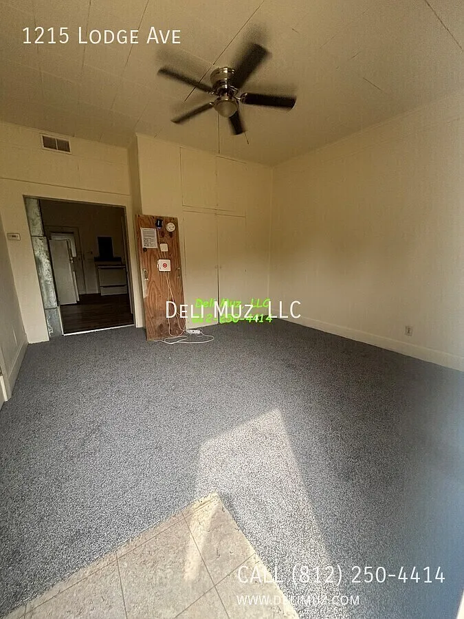 1215 Lodge Ave — Photo 2