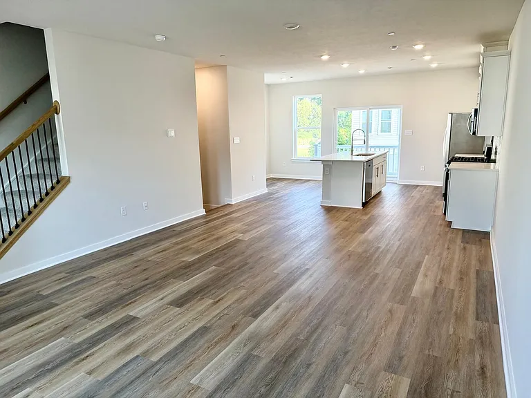 531 Cooper St — Photo 8
