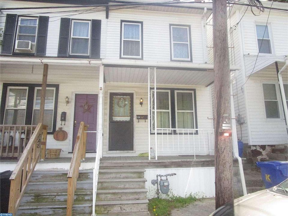 1st image of 230 W Franklin St