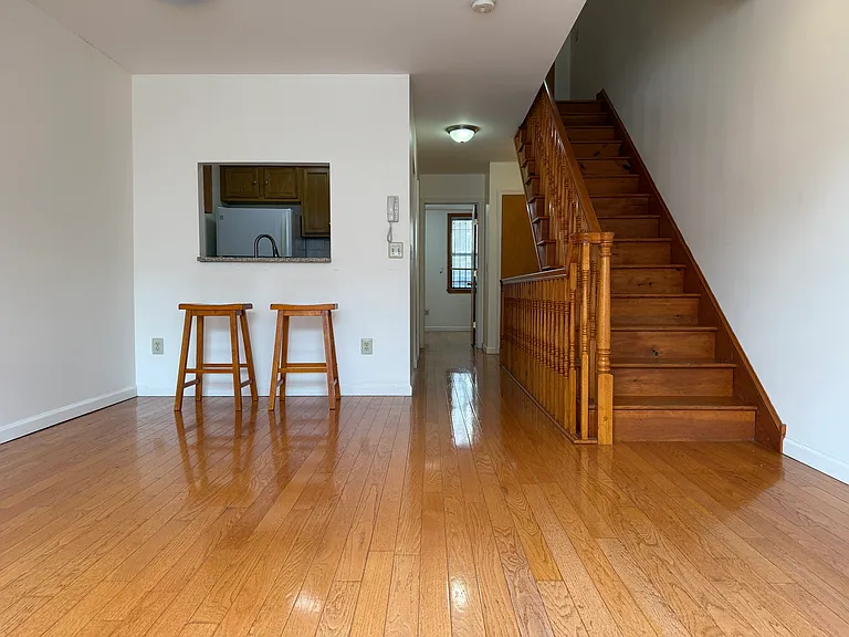 1229 Wood St #2F — Photo 25