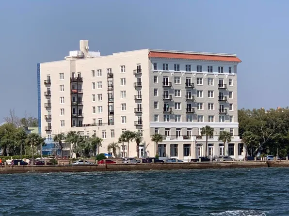 1 King St APT 709, Charleston, SC 29401