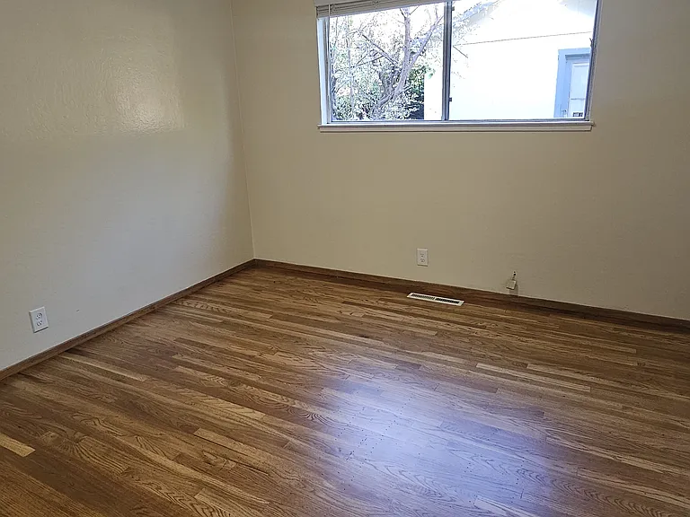 771 Ormonde Dr — Photo 19