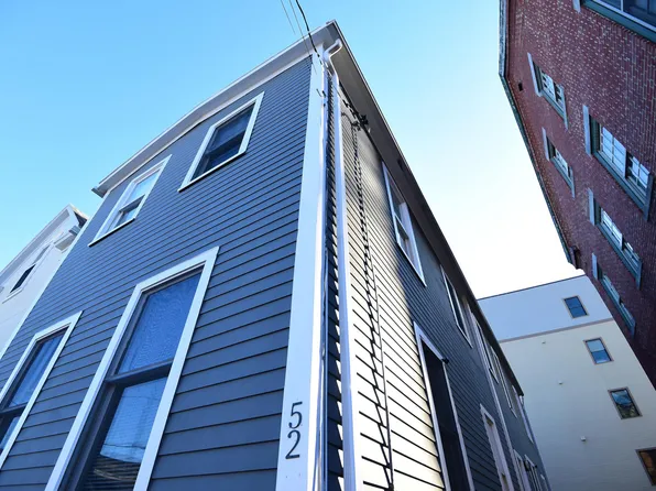 52 Maple St, Portland, ME 04101