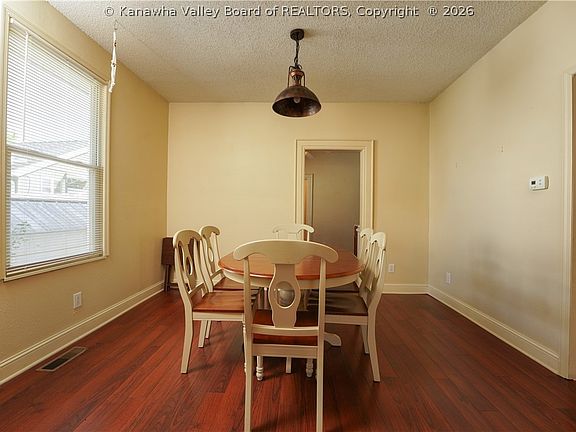 5th image of 1016 7th Ave