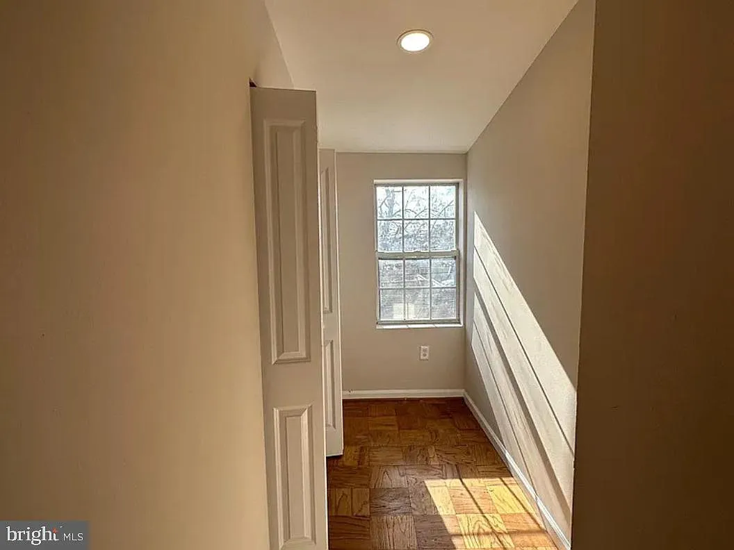 Building Photo - 1308 Randolph St NW