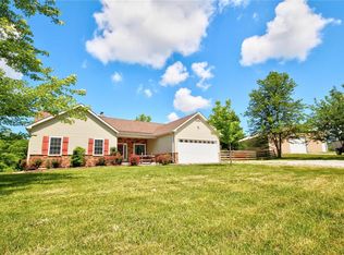 125 Pump House Ln, Eolia, MO 63344