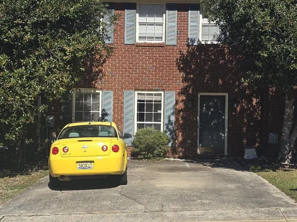 114 Sugar Dr, Pelham, AL 35124