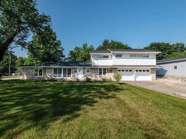 103 W Dewey Dr, Ellettsville, IN 47429