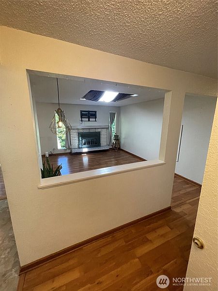 5th image of 32508 44th Avenue S