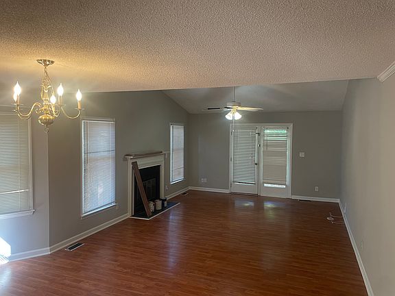 4th image of 112 Boldleaf Ct #112