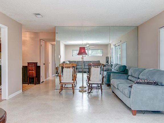 5th image of 4314 Hurd Ave