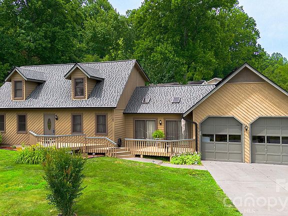 3rd image of 100 Forest Park Dr