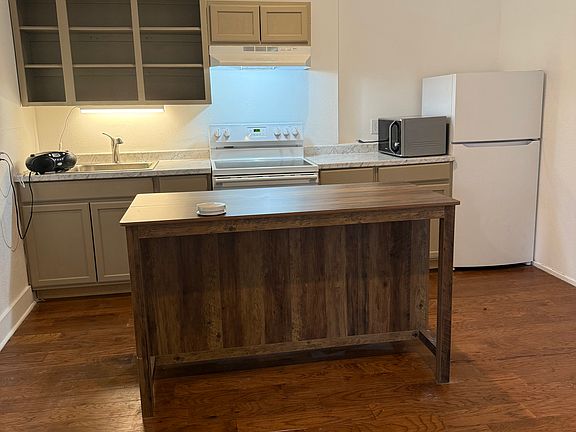 New kitchen