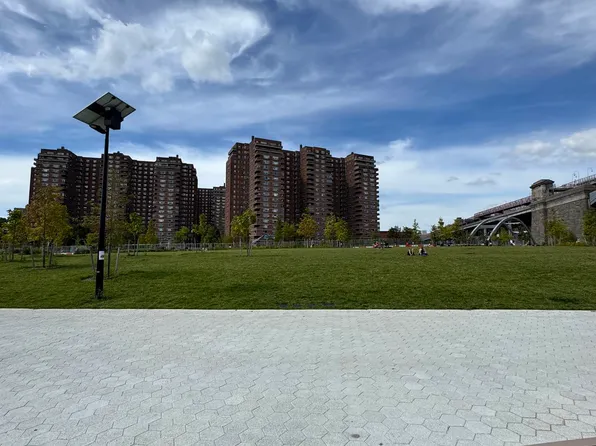 477 Fdr Drive image 14 of 19