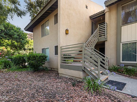 2nd image of 224 Oak Leaf Dr #205