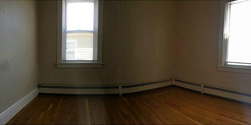 2nd image of 14 Courtland St