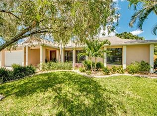 1425 SE 12th Ter, Cape Coral, FL 33990