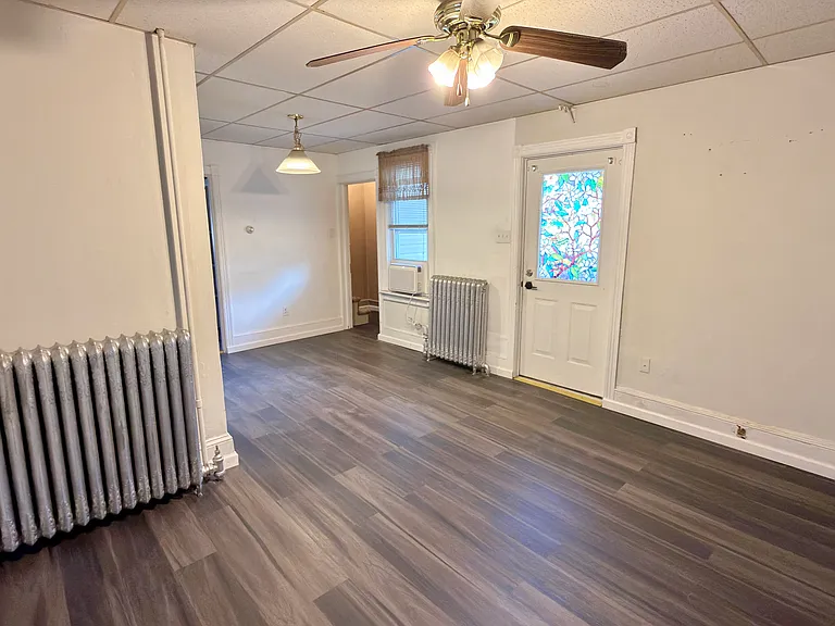 156 E Northampton St — Photo 8