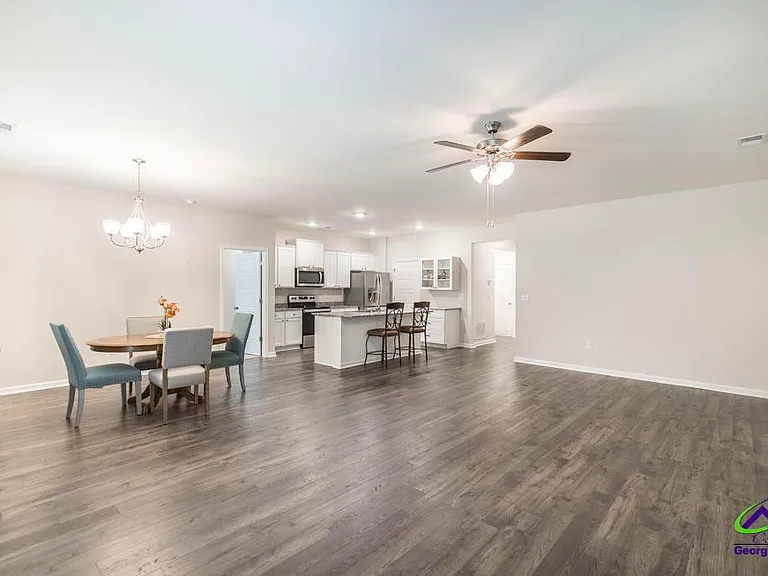 123 Taylor Woods Ct — Photo 9