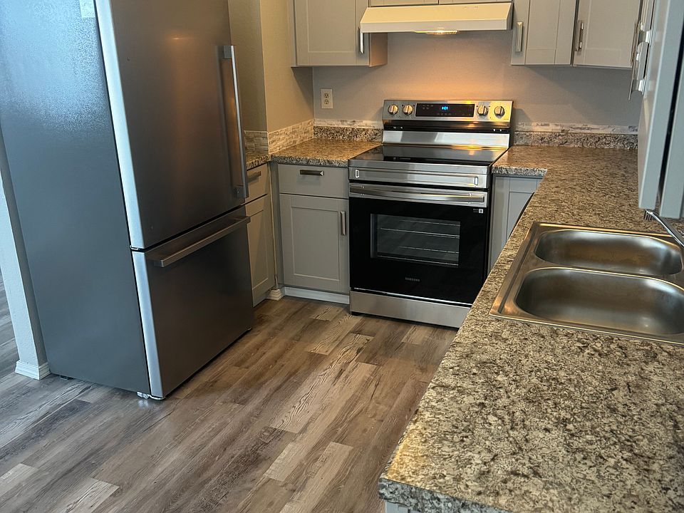 Kitchen from the nook