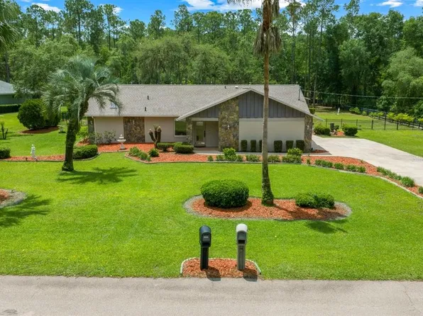1212 W Redding St, Hernando, FL 34442