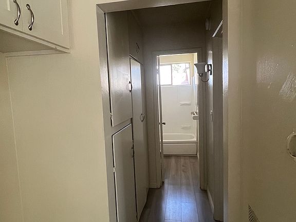 4th image of 3005 E 8th St APT 4