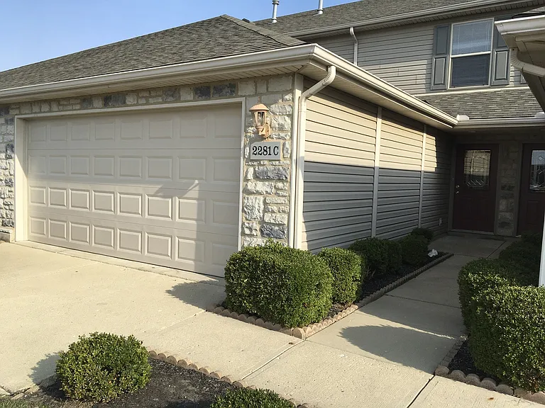 2281 Shamrock Ln — Photo 30