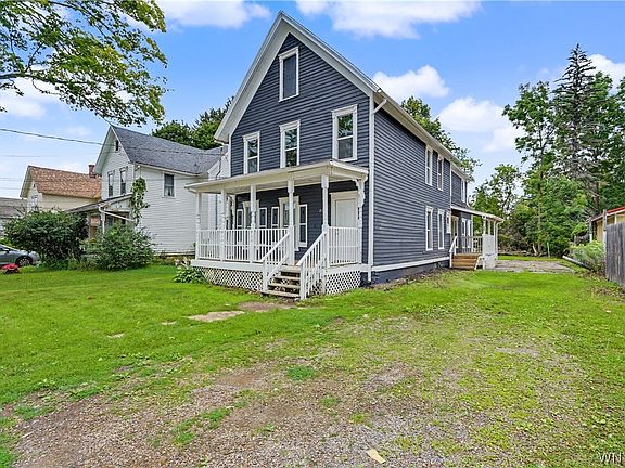 3rd image of 817 Bishop St