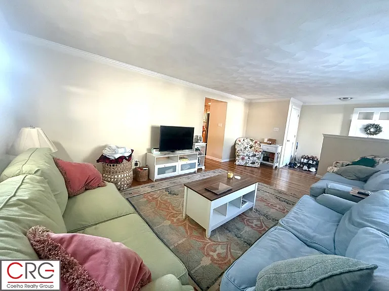 83 Ralph St — Photo 6