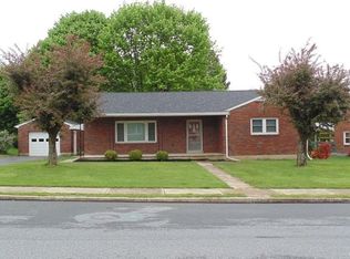 1151 7th St, Whitehall, PA 18052