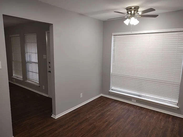 1302 Hollow Creek Dr #C — Photo 11