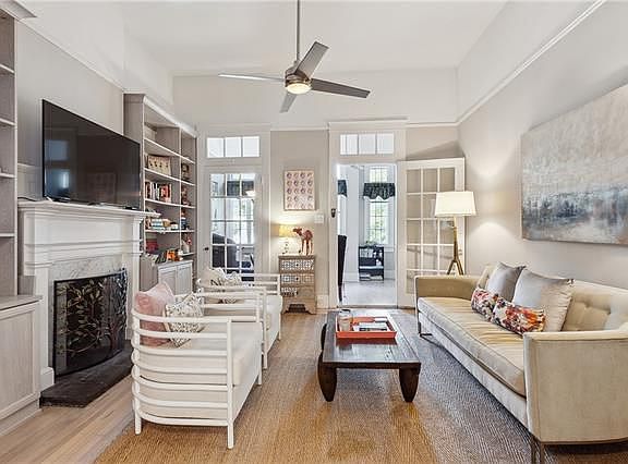 2nd image of 1208 Napoleon Ave