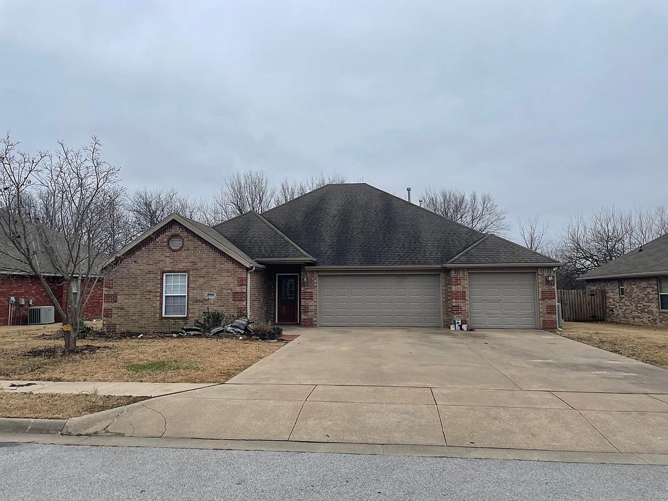 1st image of 11083 Rosebay Ln