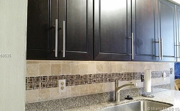 3rd image of 6190 Woodlands Blvd APT 204