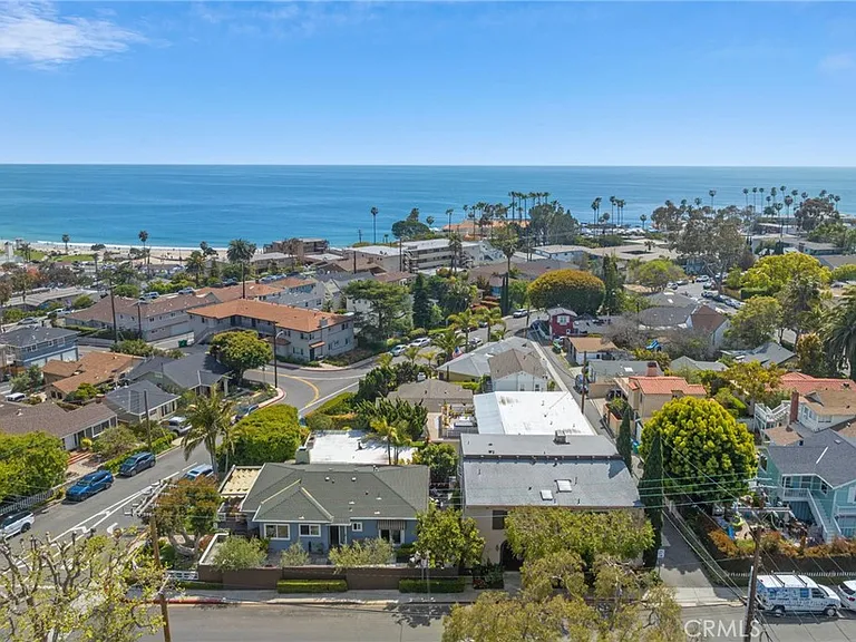215 Monterey Dr — Photo 24