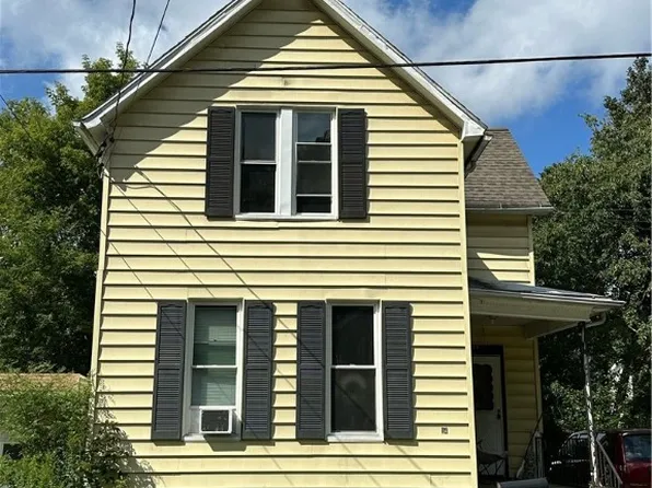 14 Horton St, Erie, PA 16508