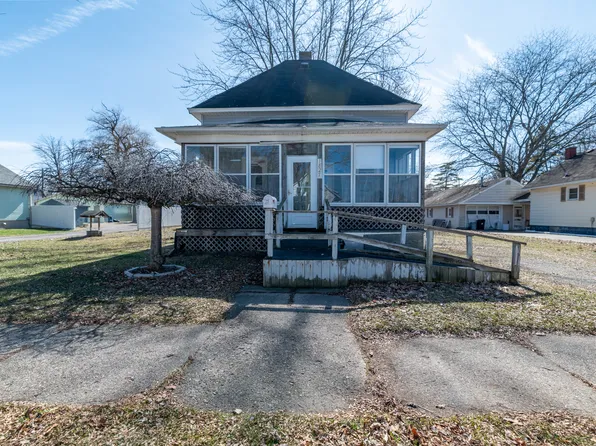 1827 Gilbert St, Saginaw, MI 48602