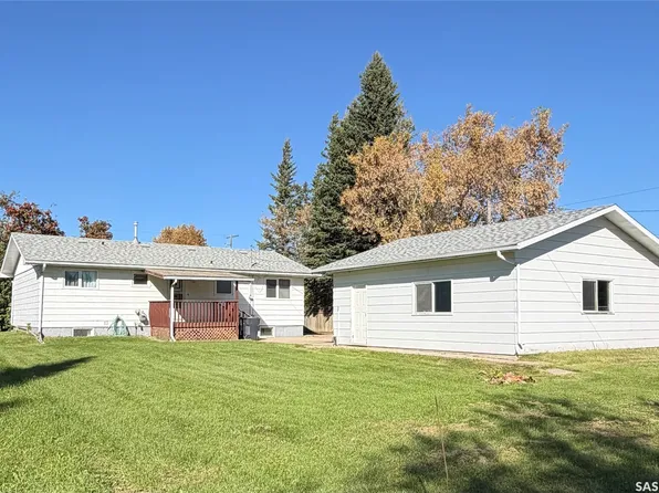 141 Railway Avenue, Norquay, SK S0A 2V0