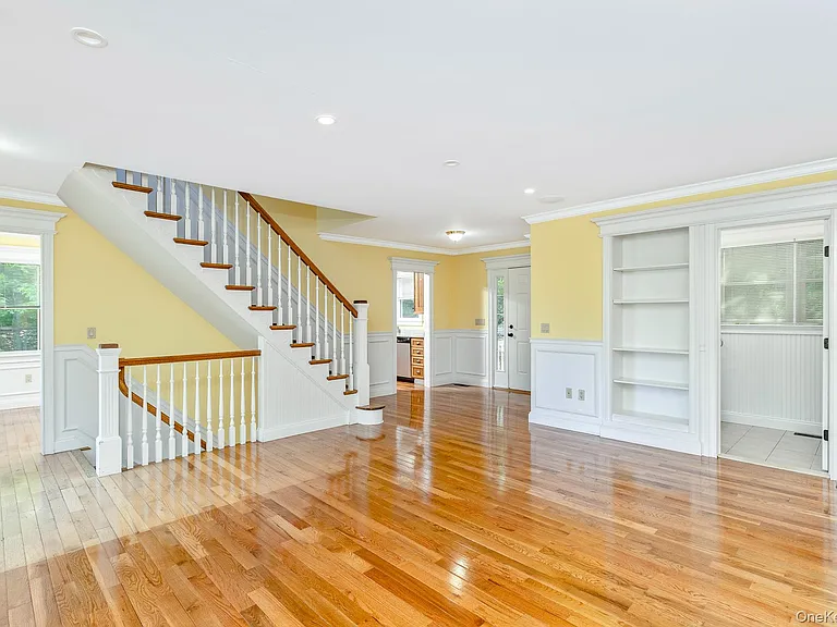 442 River Rd — Photo 4