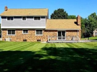 496 Morningside Dr, Grand Blanc, MI