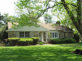 1548 Santa Barbara Dr, Lancaster, PA 17601