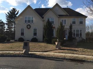 6 Jason Cir, Penns Grove, NJ 08069